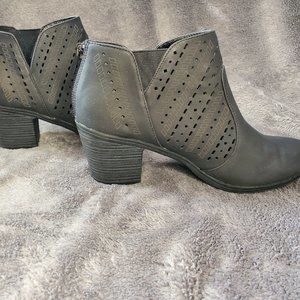 Route 66 Women's Vivian Bootie - Black